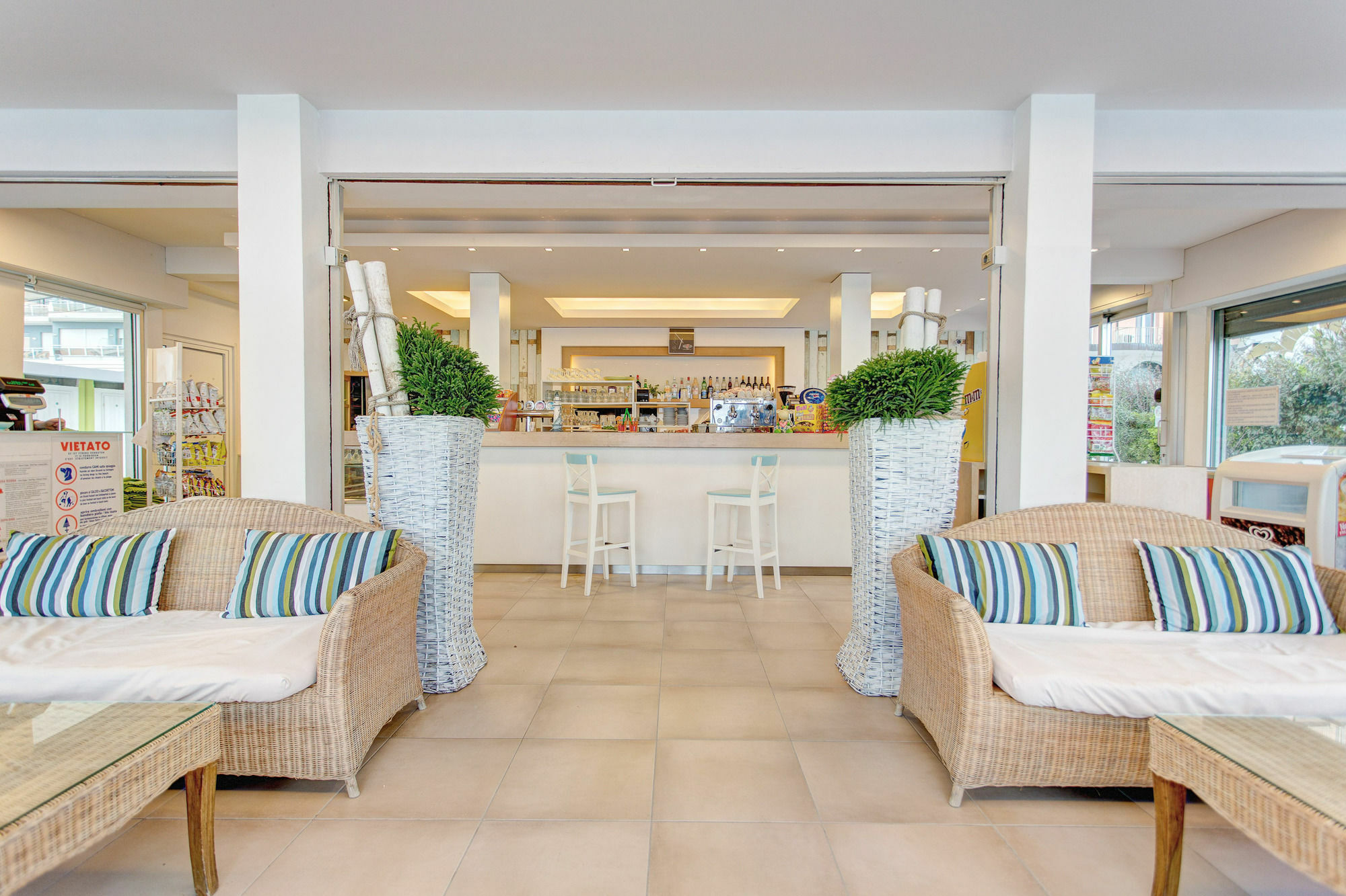 Majestic Hotel 3*